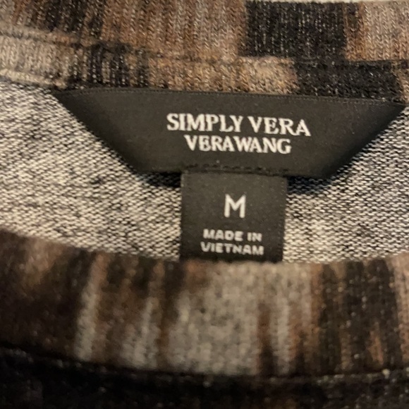 Simply Vera Vera Wang Top - Picture 4 of 5